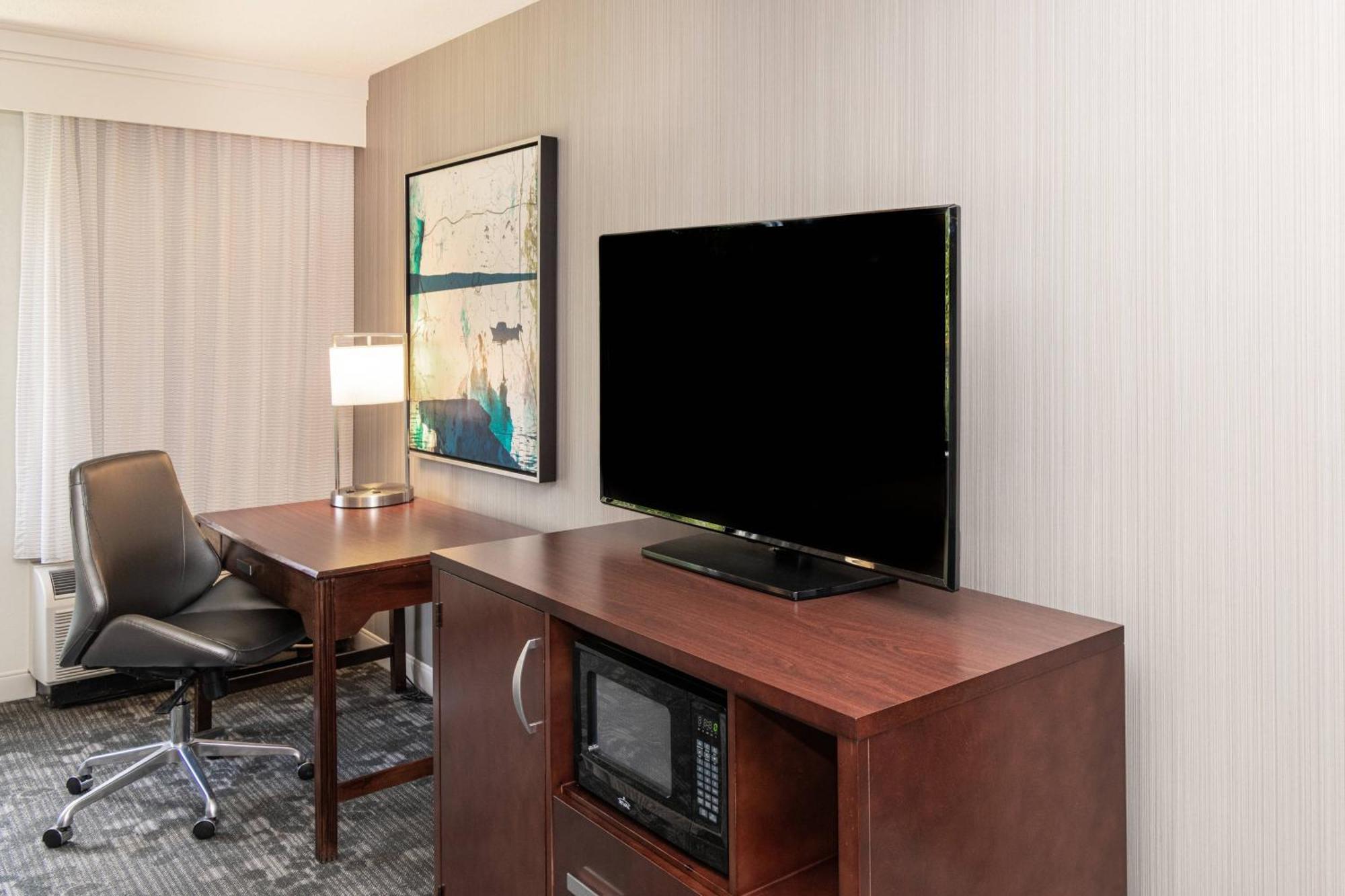 Country Inn & Suites By Radisson, Columbus-Edinburgh Eksteriør bilde