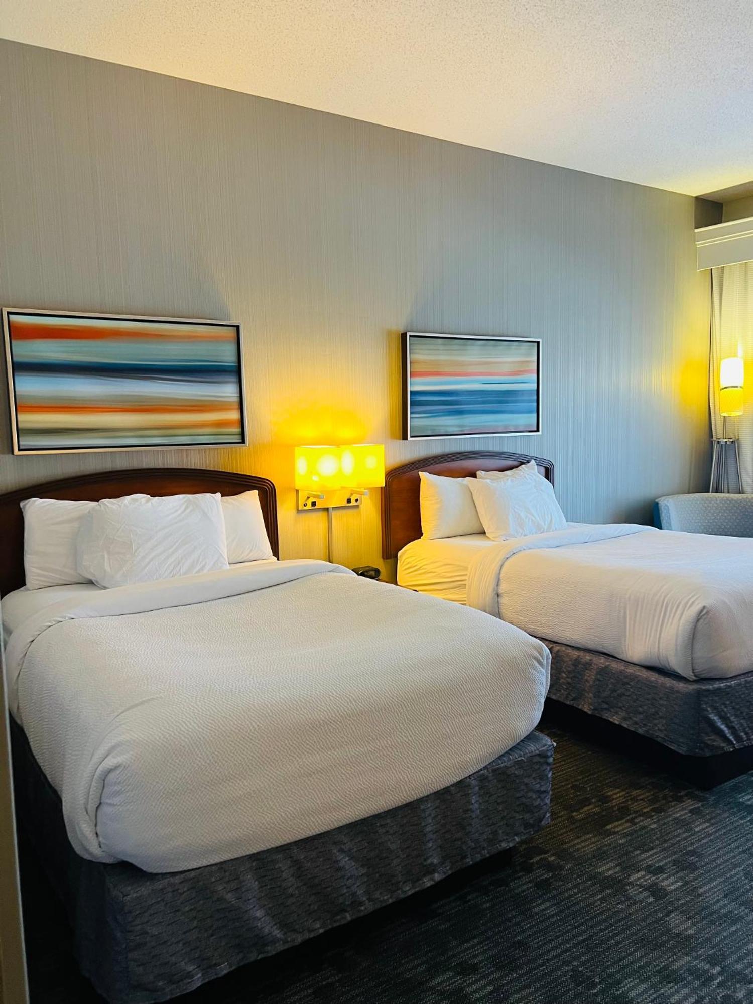 Country Inn & Suites By Radisson, Columbus-Edinburgh Eksteriør bilde
